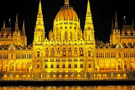 Pohodlné cestování v Maďarsku: cíle dostupné po dálnici s dálniční známkou